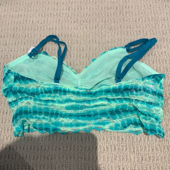 Green Bralette - Picture 3 of 3